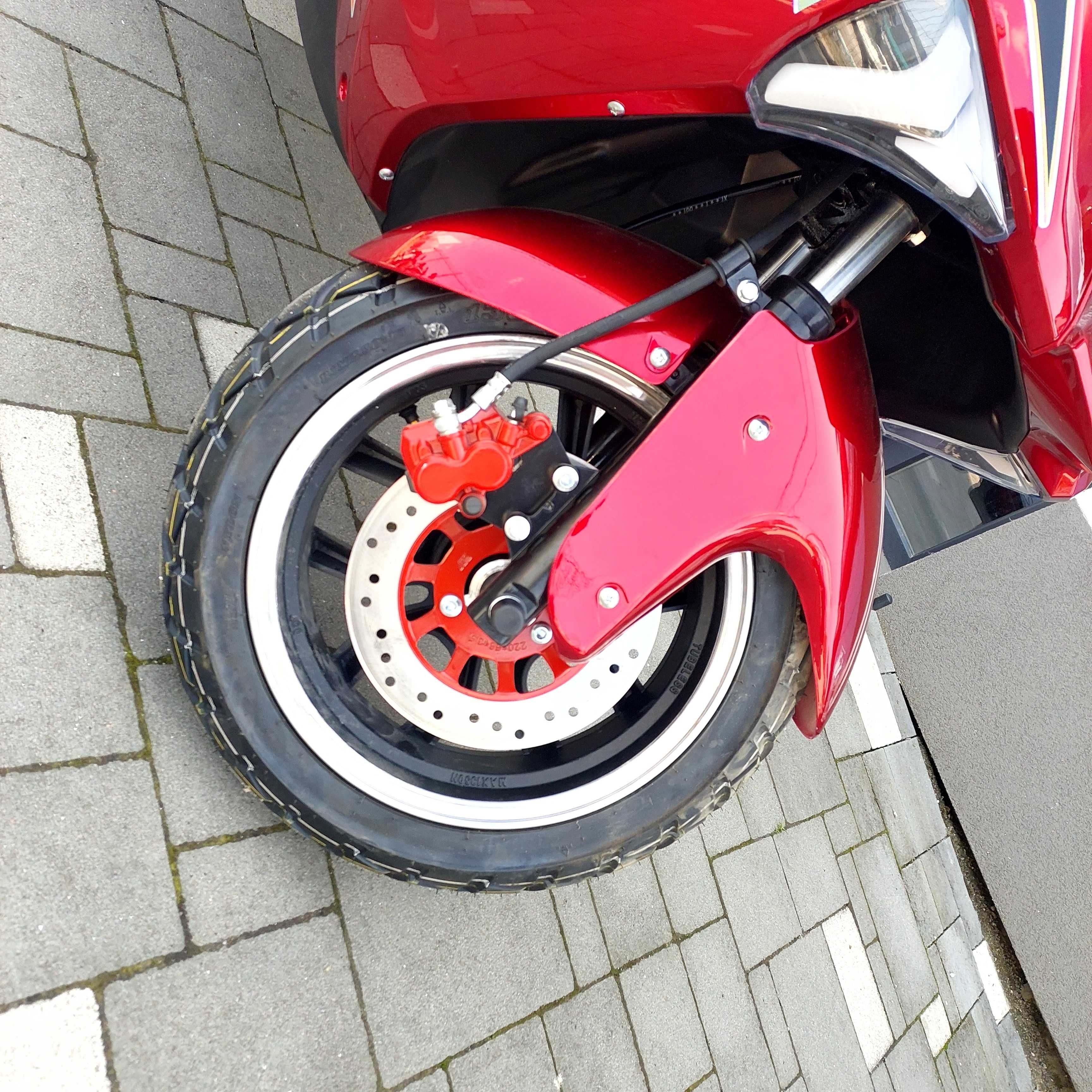 Скутер Spark SP150S-18, міський універсальний, гарантія, доставка