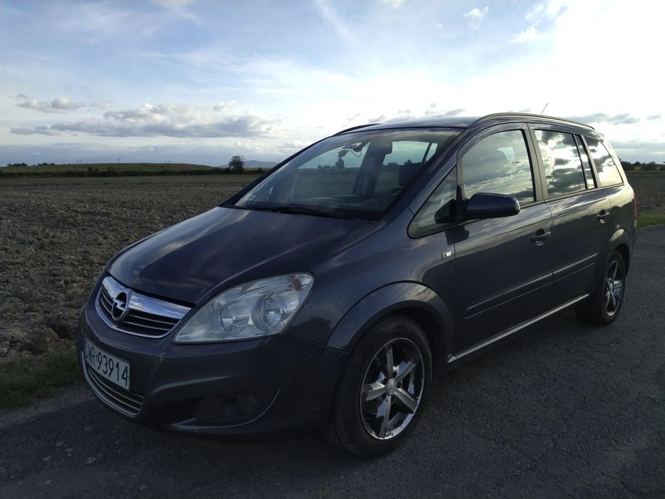 Opel Zafira Opel Zafira B  1.8 140KM LPG - Nowa butla