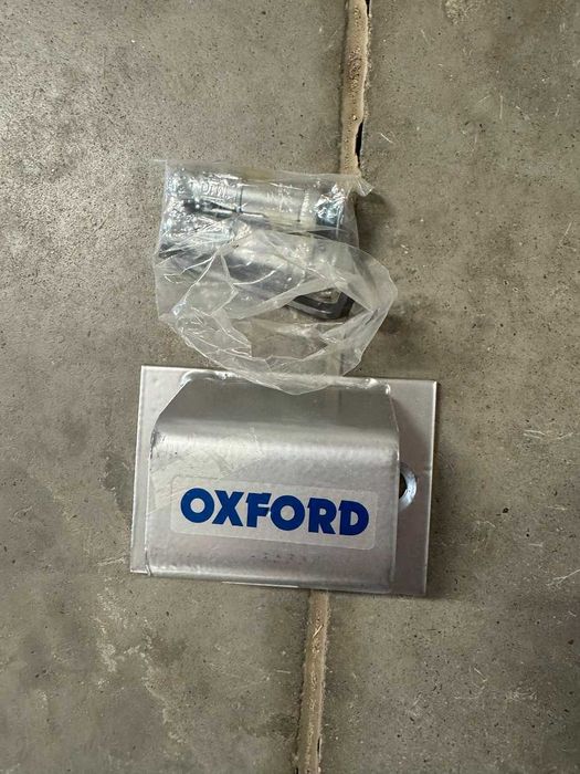 Oxford kotwa do betonu Anchor 10 do podłogi lub na ścianę 120x85x50 mm