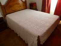 Colcha de renda feita à mão