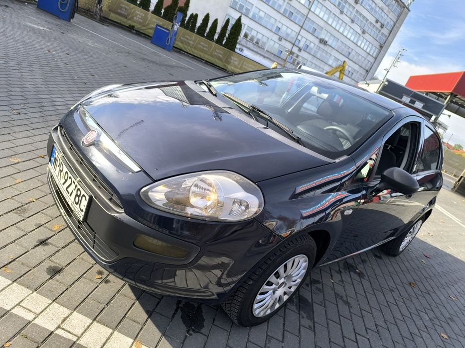 Fiat Punto Evo 1.4 drugie opłaty ,niski przebieg