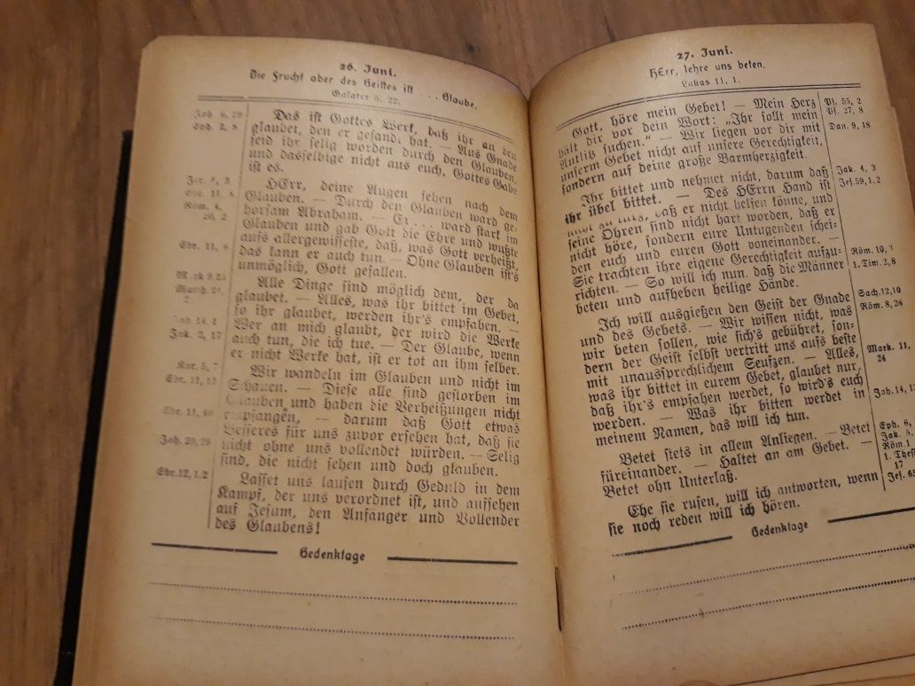 1908r Kraft für den Tag, Kostbare Perlen aus Gottes Wort Stara ksiazka