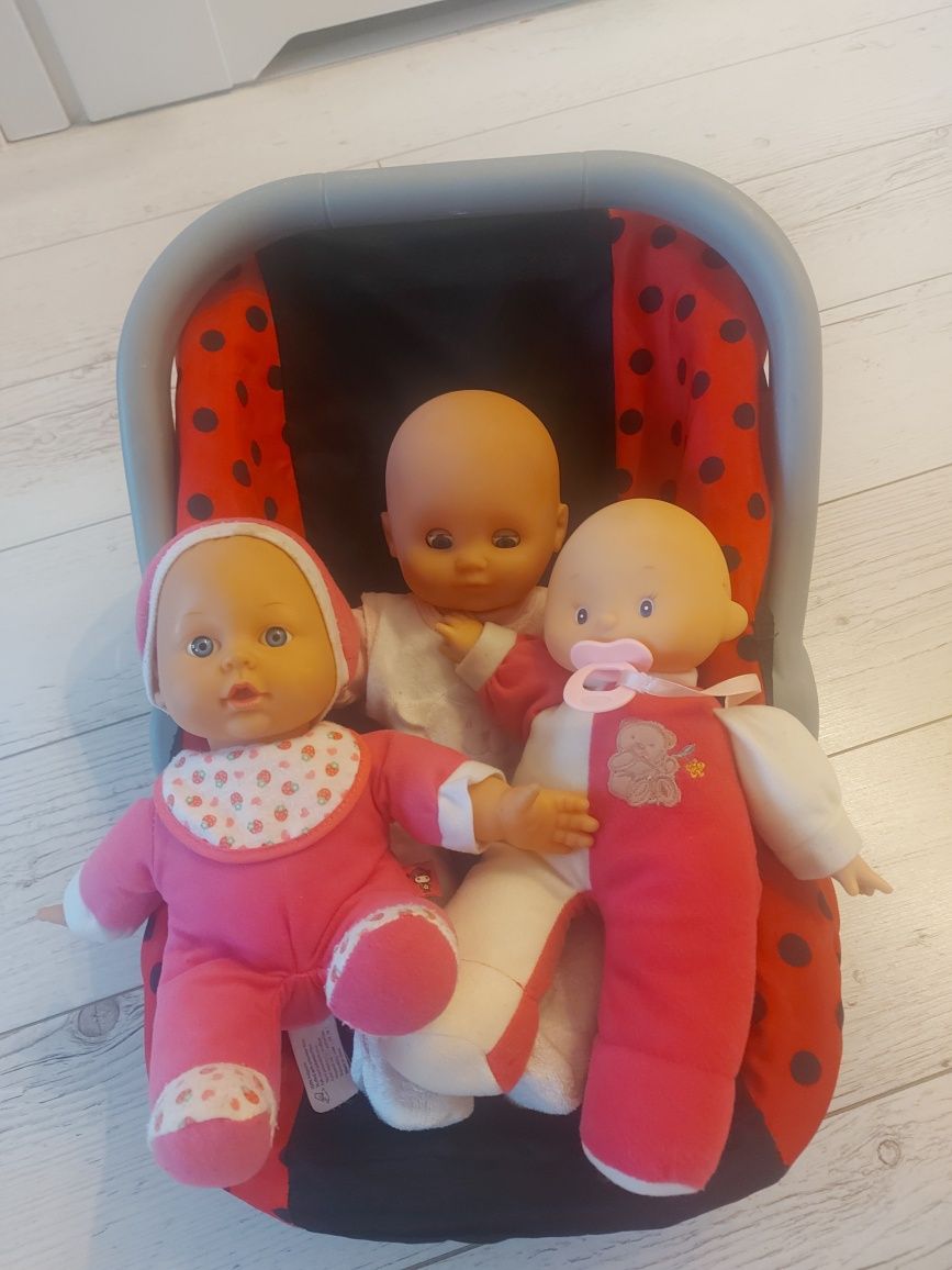Nosidełko dla lalek + 3 lalki
