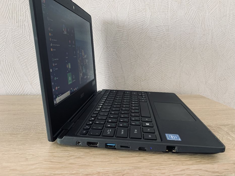 Продам ноутбук Acer TravelMate B311-31. 4ГБ. Windows10