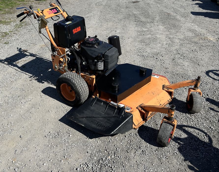 Kosiarka karczownica spalinowa