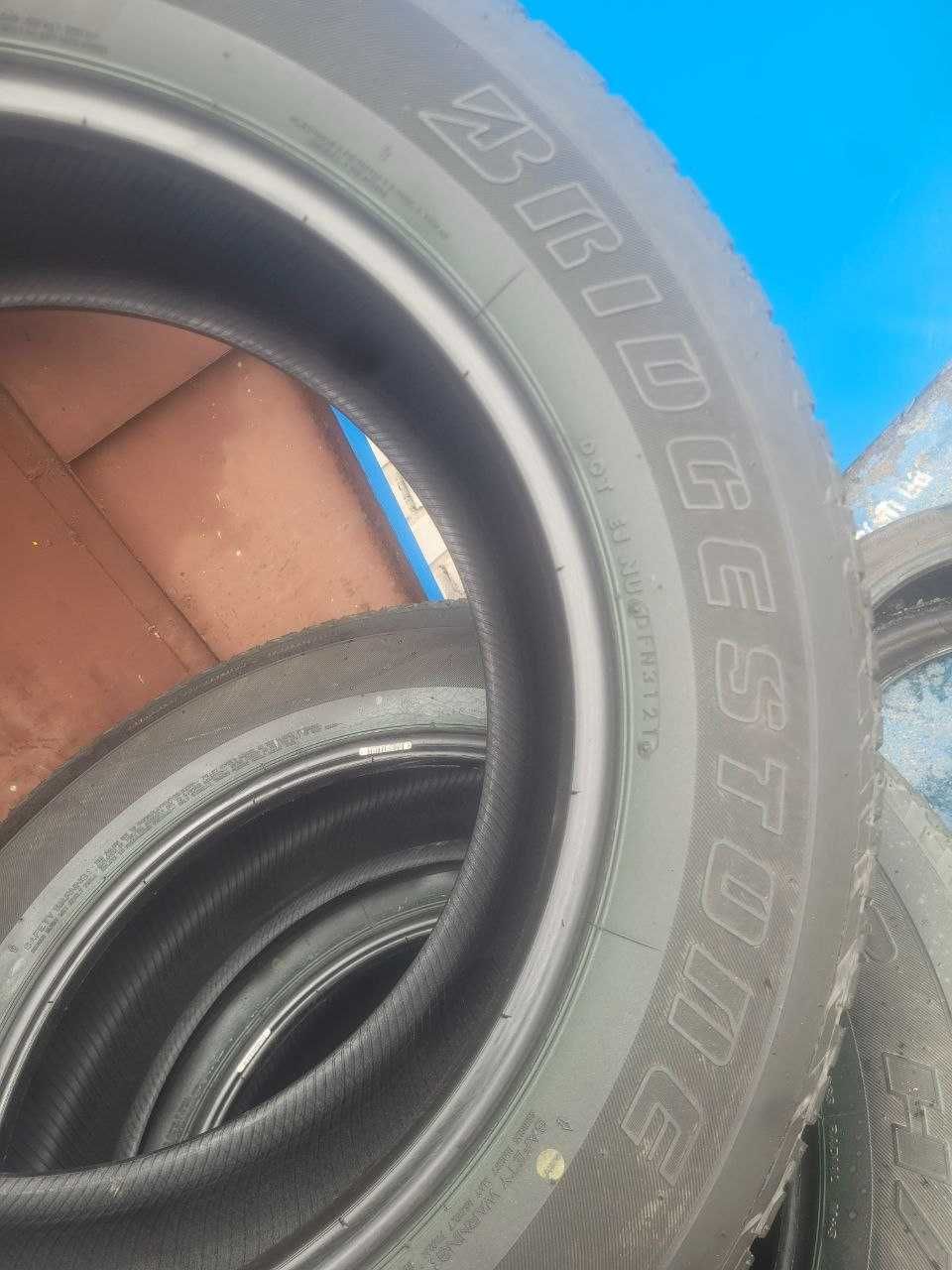 Шини Bridgestone Dueler H/T 275 60 R20 5мм GOAUTO купити Київ