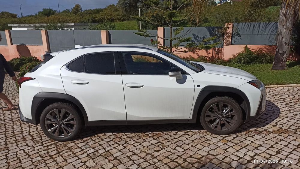 Lexus UX 250h F Sport+