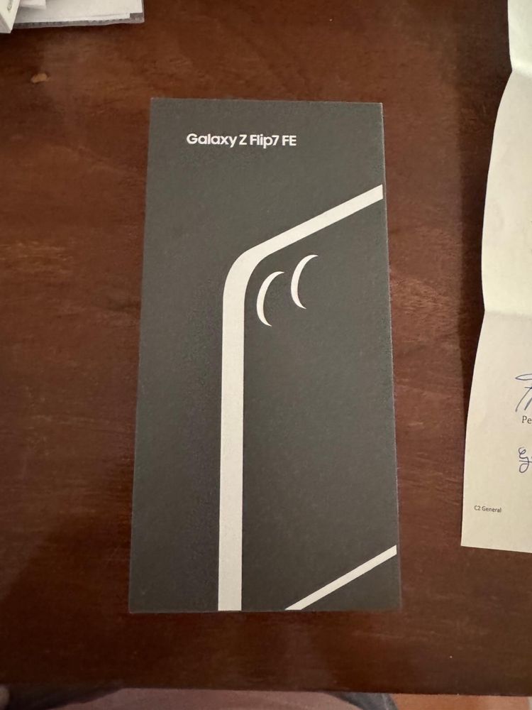 Samsung Galaxy Z Flip7 FE, 256GB