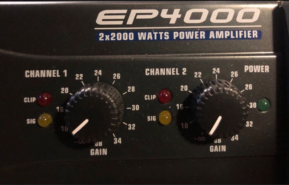 Behringer EP4000