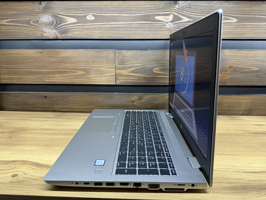 HP ProBook 650 G5 15,6" FHD IPS i7-8665u/16GB DDR4/M2 256GB/12%