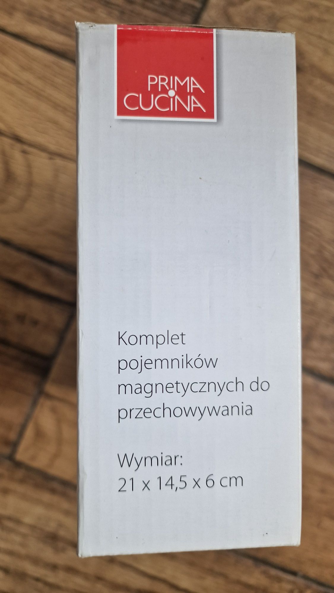 Pojemniki magnetyczne do przypraw, 6 sztuk, nowe