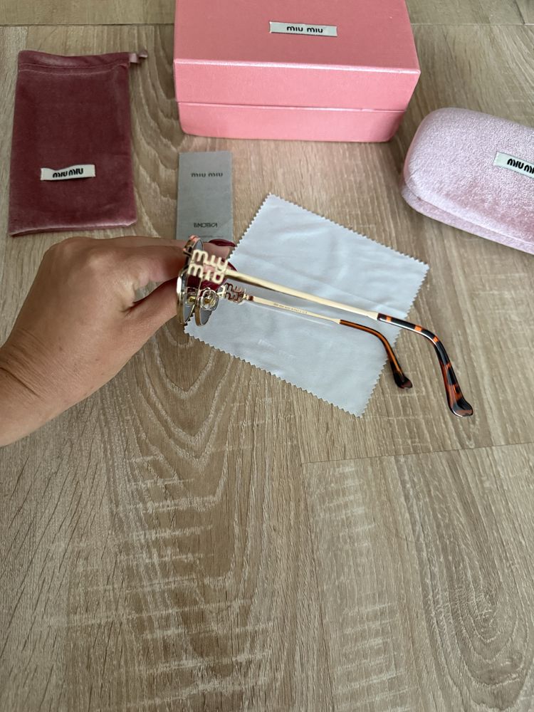 Miu Miu okulary przeciwsłoneczne MiuMiu