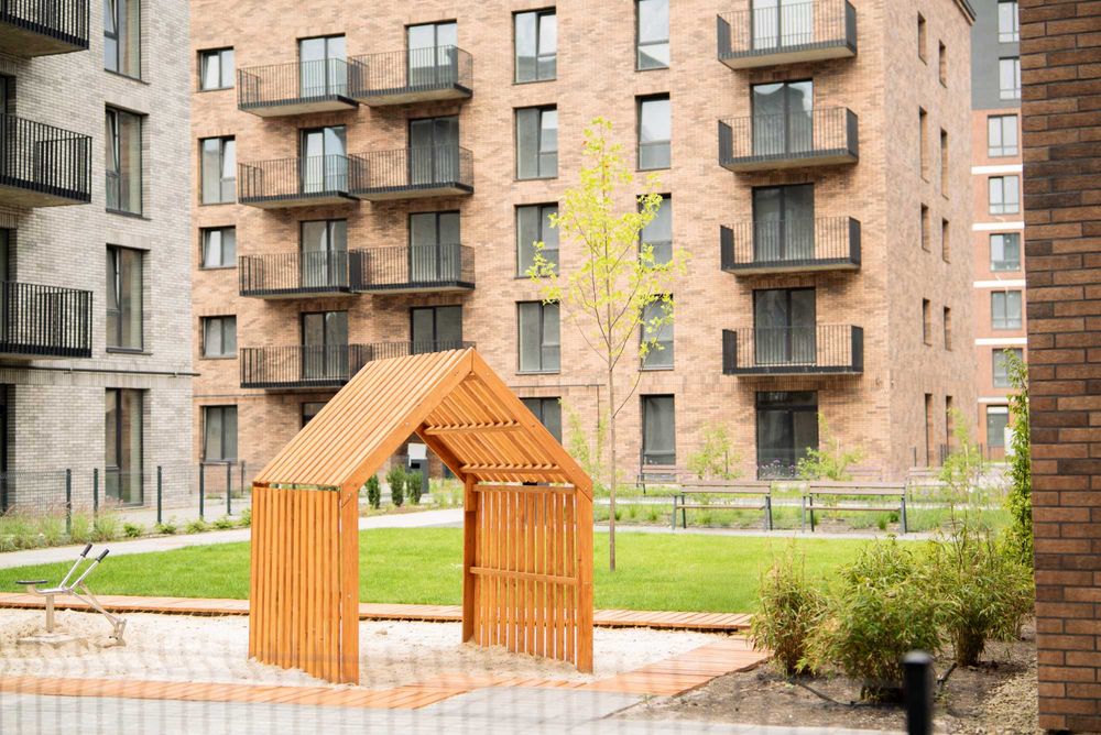 2к квартира 61 м.кв. з власним патіо