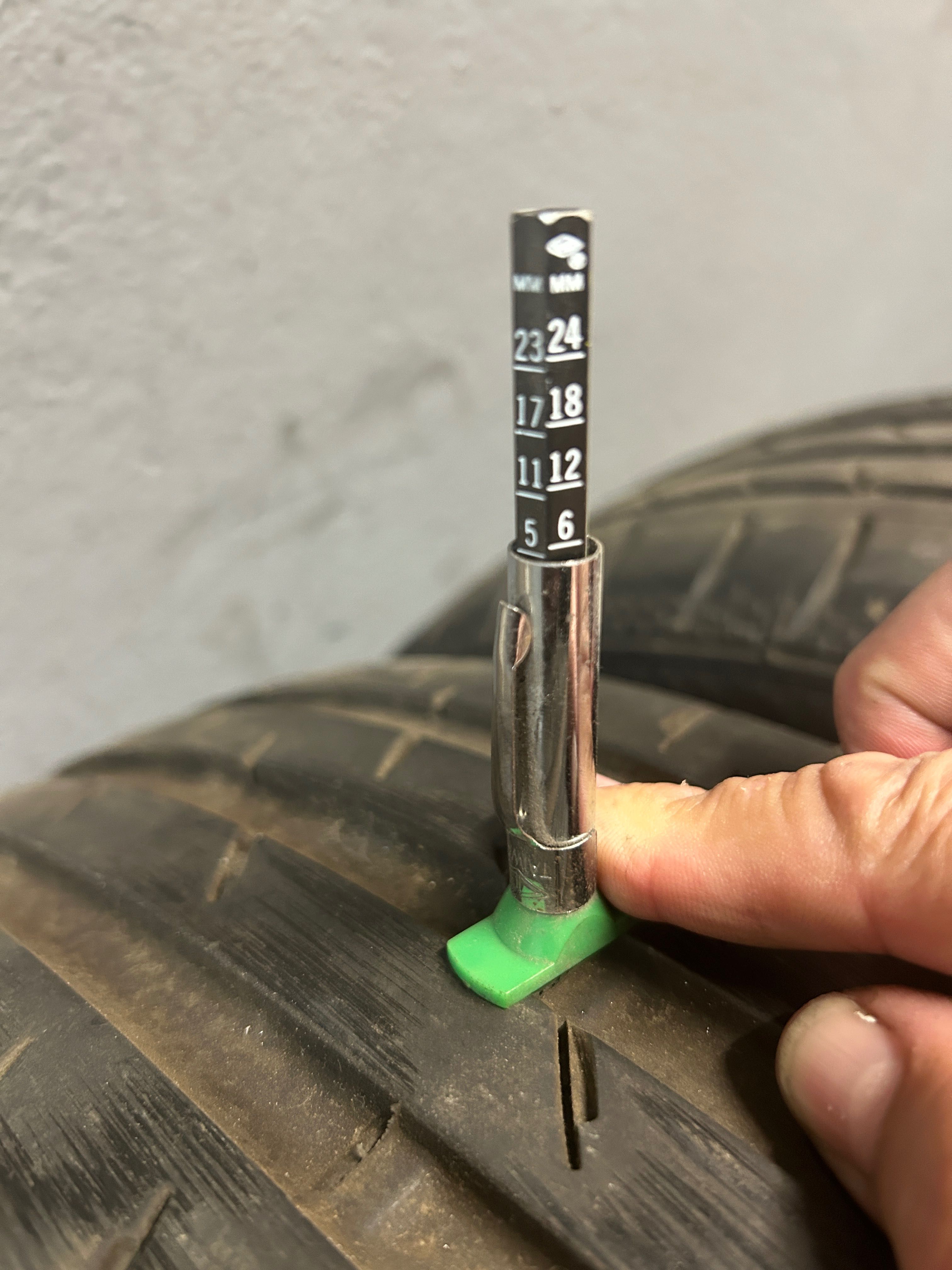 Pneus 215/40/17 Conti Sport Contact 3