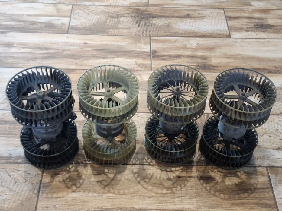 Мотор печки двух крыльчатка Siemens, Bosch Мерседес w124