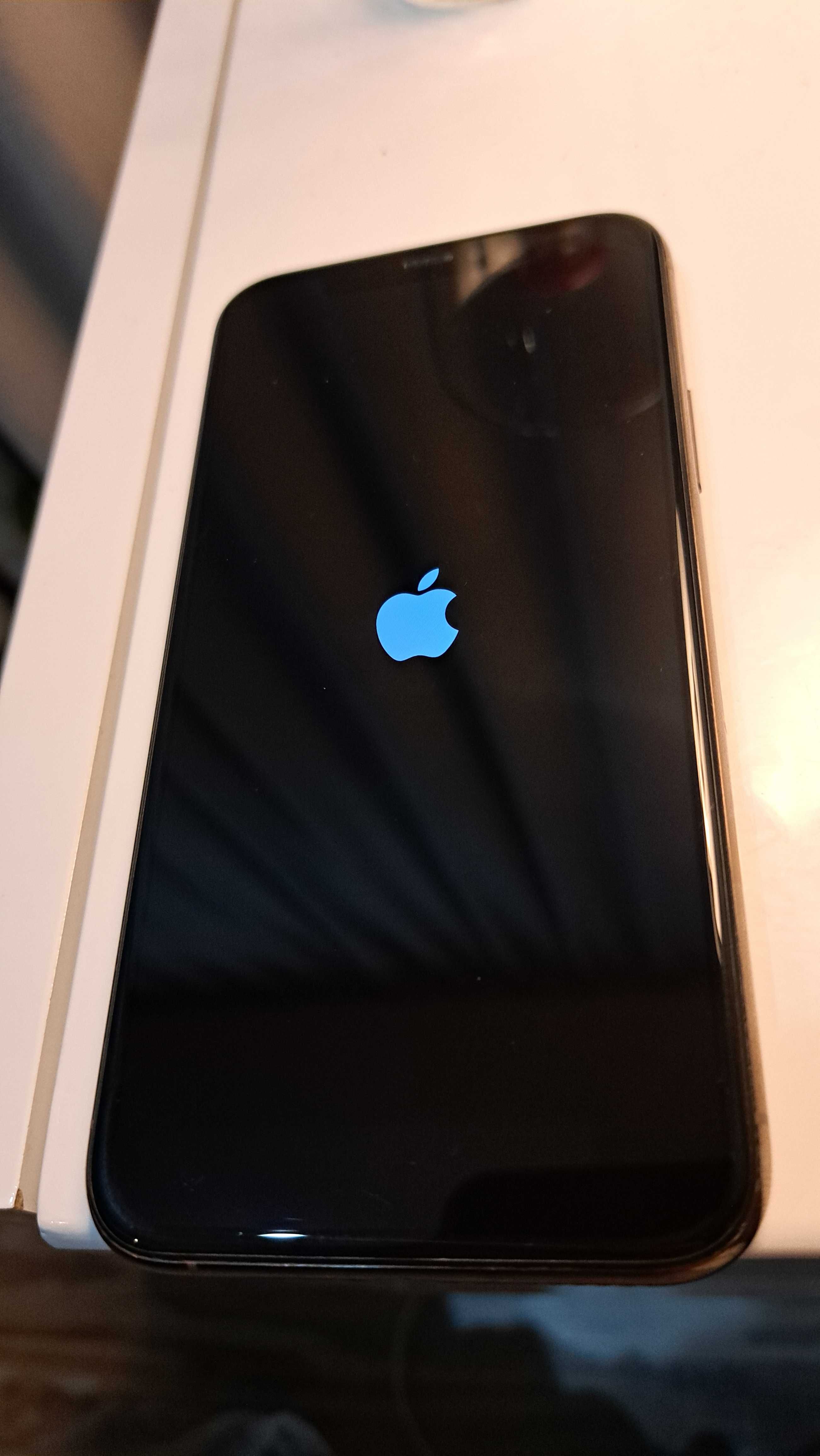 iPHONE 11 Pro Gold