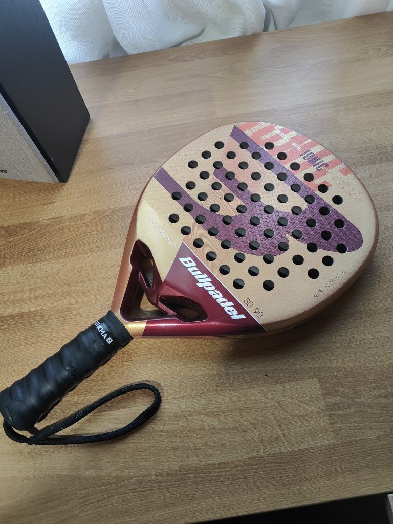 Raquete padel bullpadel ionic
