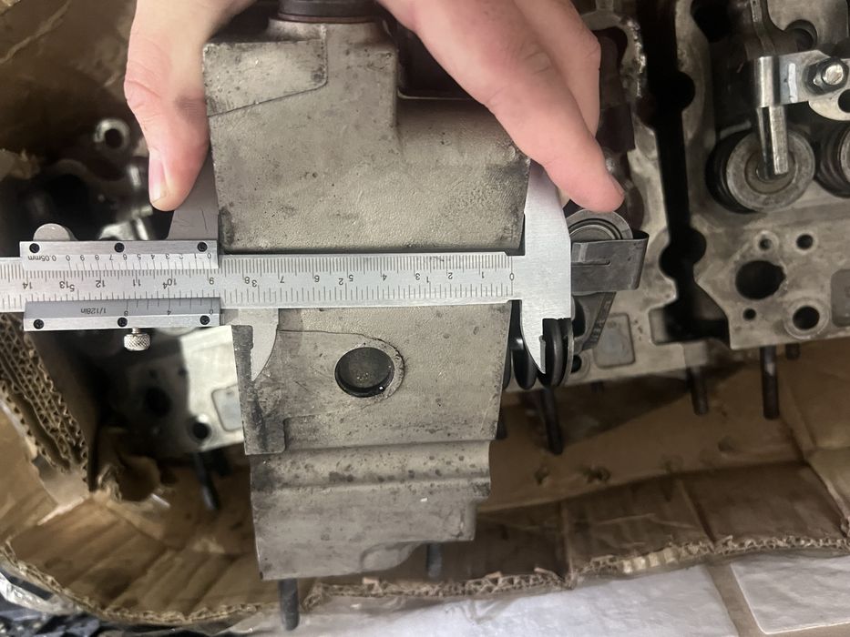 Головка блока циліндра джеп , Jeep grand cherokee 3.1 d