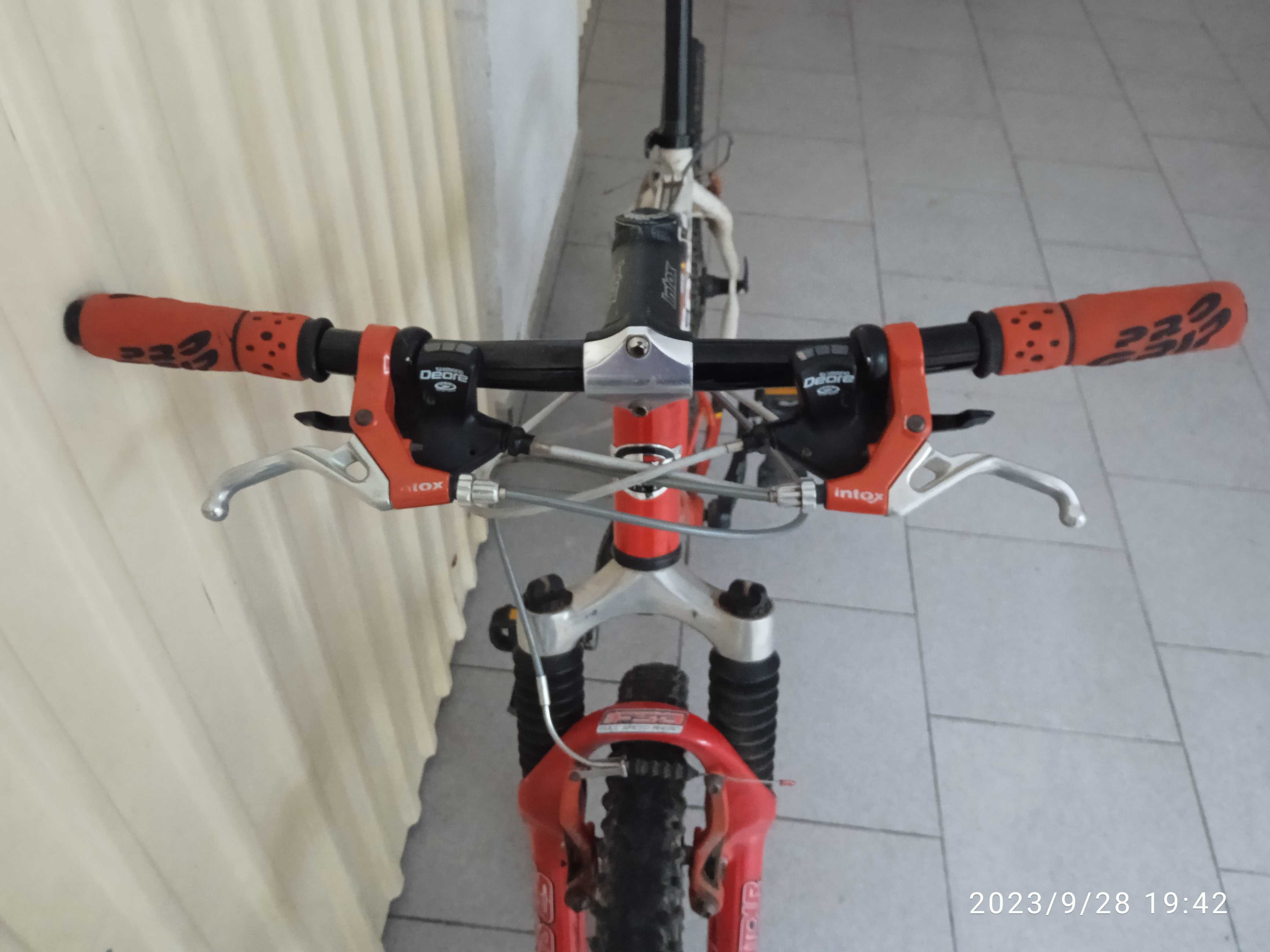 Bicicleta BTT roda 26 BH Coronas