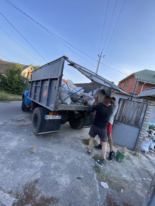 Зил Самосвал | Вывоз мусора , хлама , веток, земли | Грузчики