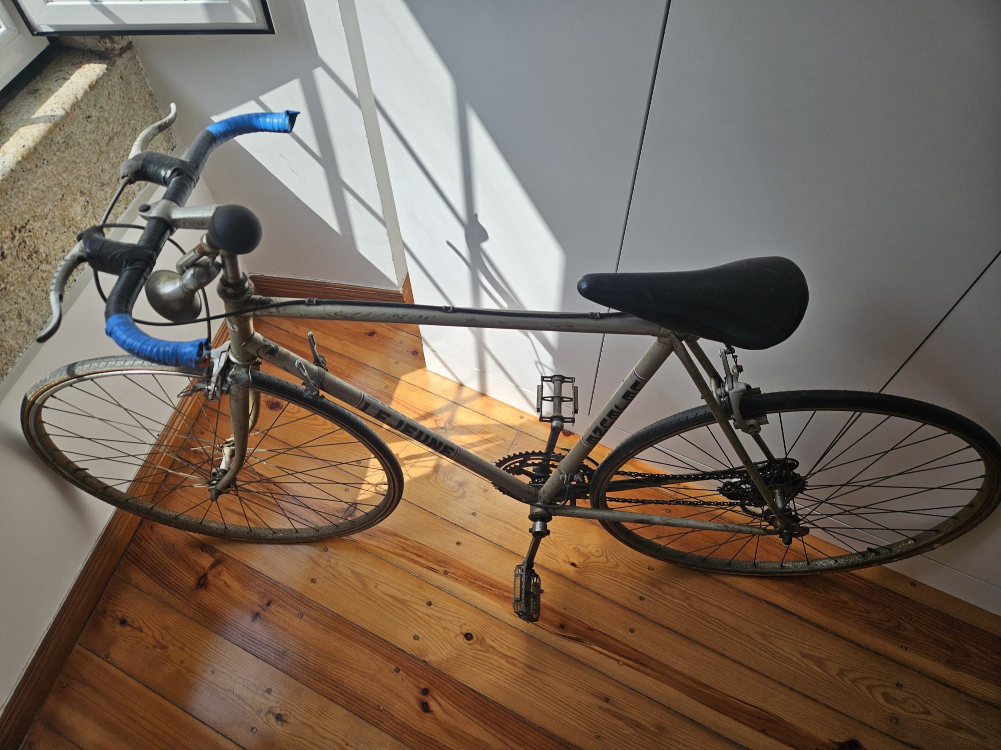 Bicicleta de 1940 francesa da Le Jeune