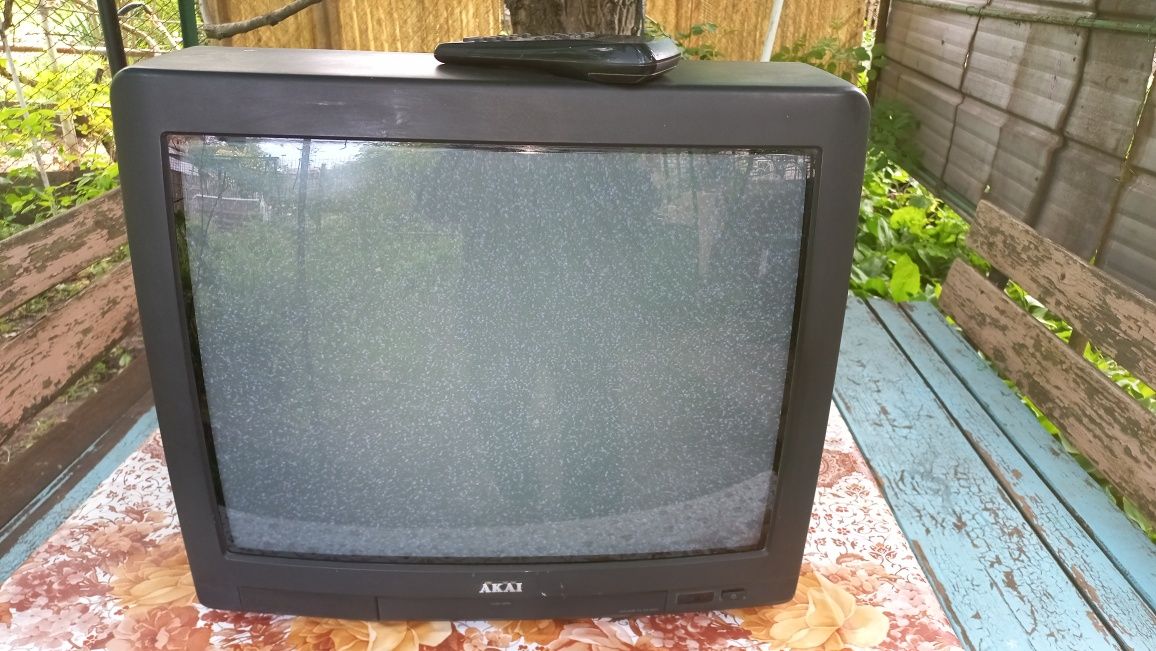 Продам рабочий телевизор
