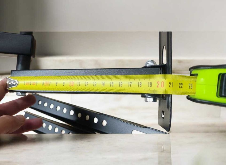 Поворотний кронштейн для телевізора з поворотом 26"- 52" до 50 кг