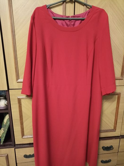 Продам нові і вживані сукні