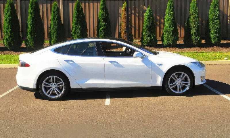 2015 Tesla Model S 85D