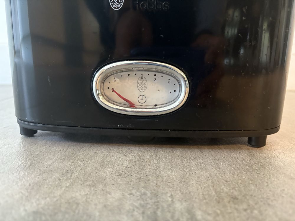 Russell Hobbs toster retro czarny analogowy timer