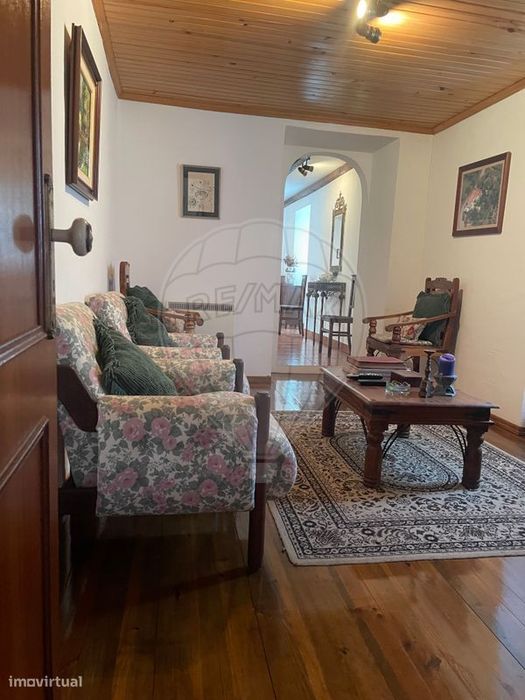 Moradia T4 para venda