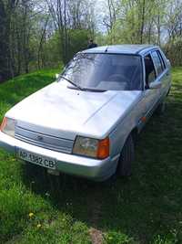 Продам автомобиль ЗАЗ 1103 Славута  2004 г карбюратор