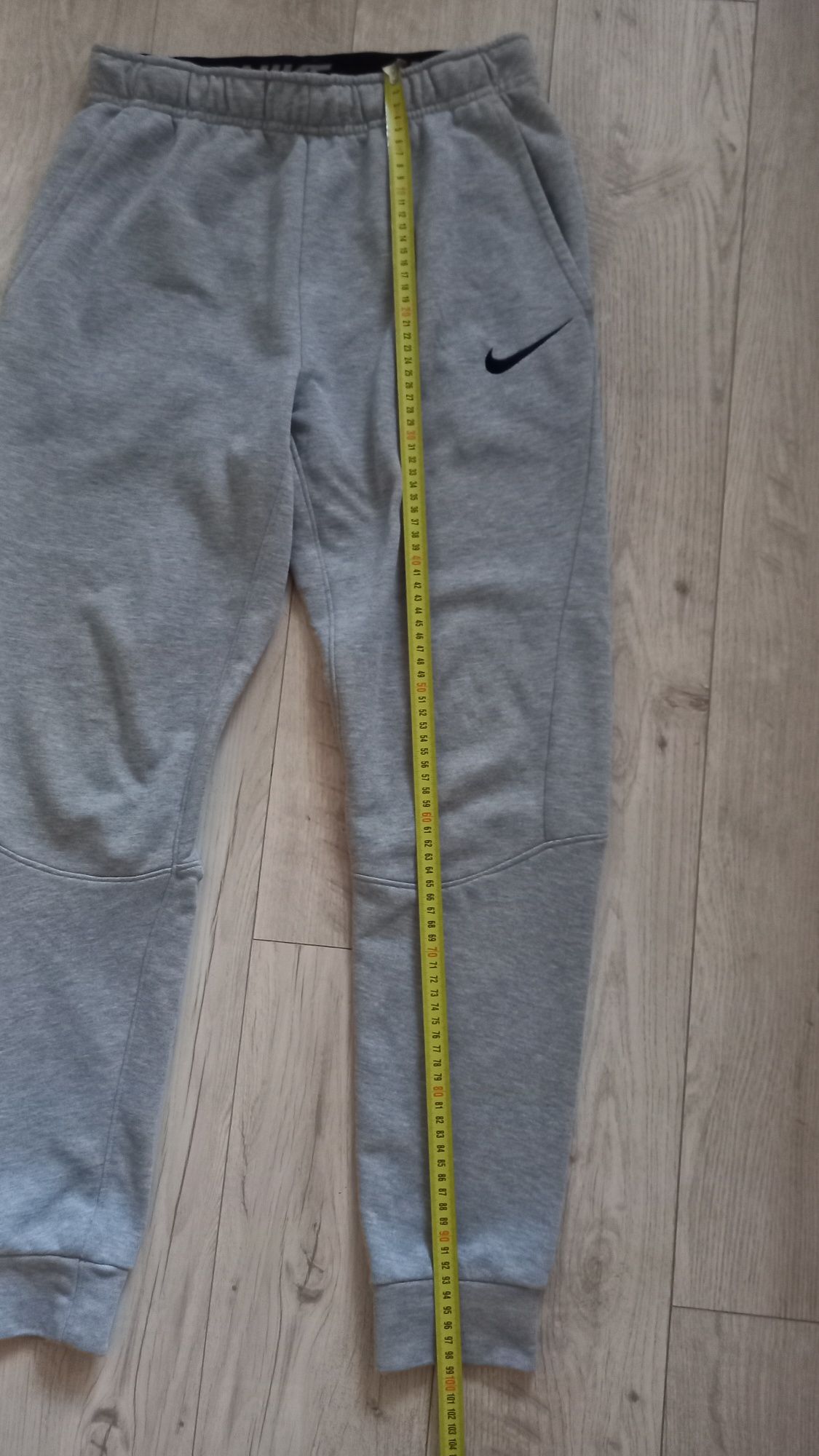 Продам штаны Nike