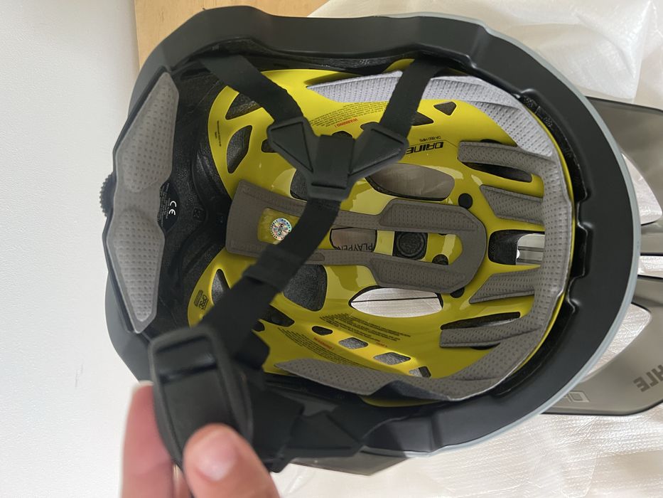 Nowy kask rowerowy Dainese