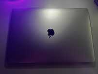 Продам macbook 2018 /32/1TB