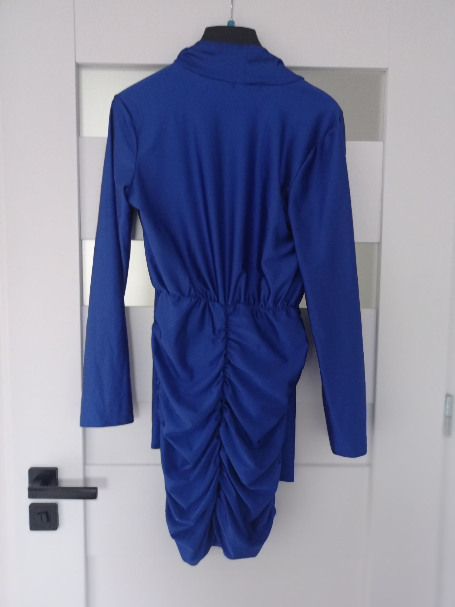 Sukienka kobaltowa M