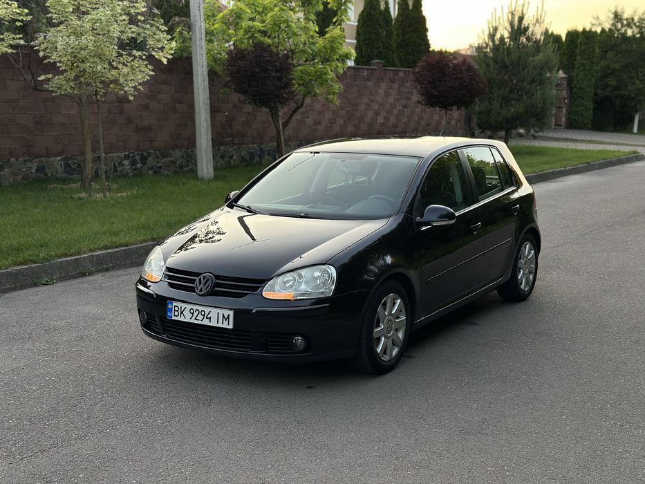 Volkswagen Golf 5 V 1.4MPI