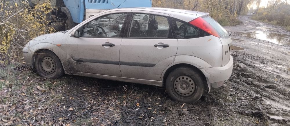 Форд фокус хетчбек 1