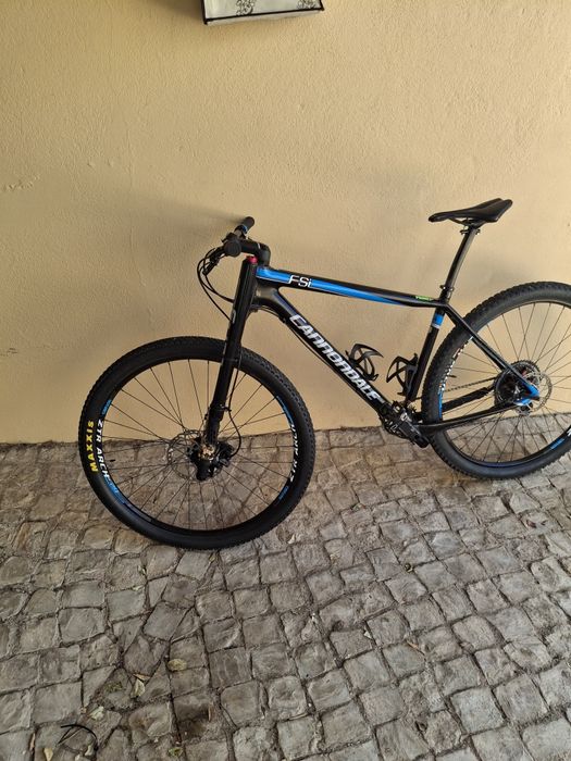 Bicicleta Cannondale FSI carbono