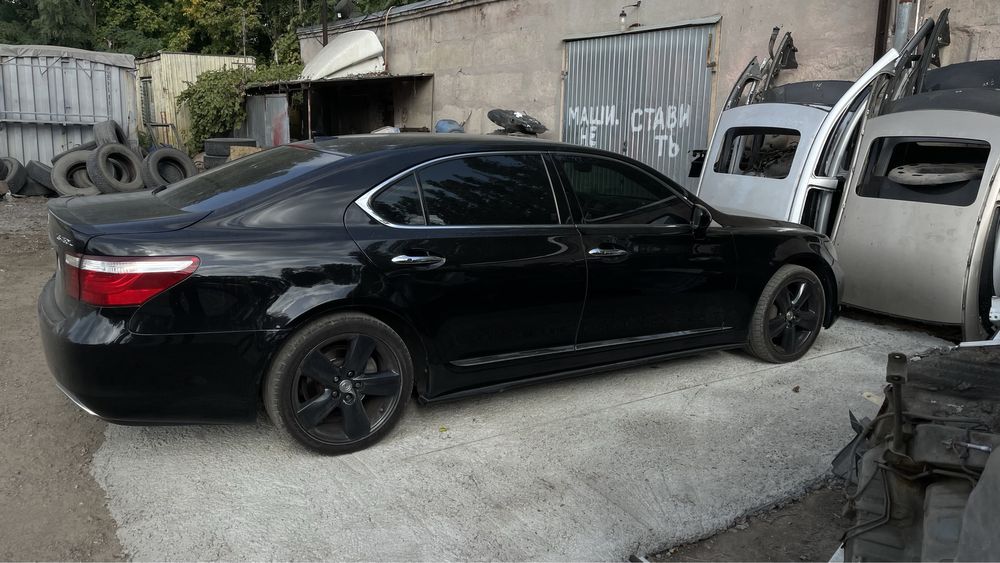 дверь крыло капот разборка Lexus LS460L