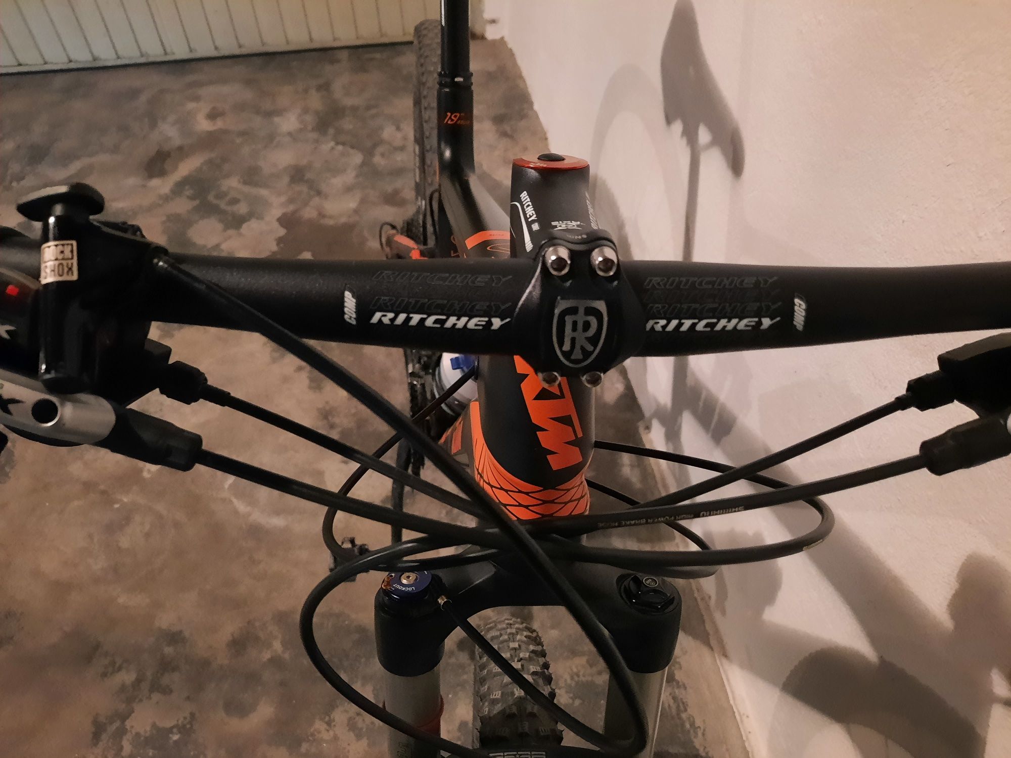 Bicicleta carbono ktm scarp elite