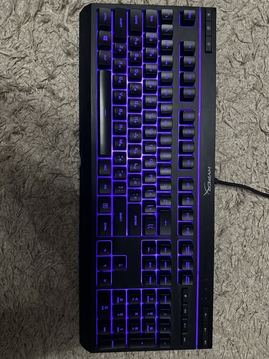 Продам клаву HyperX