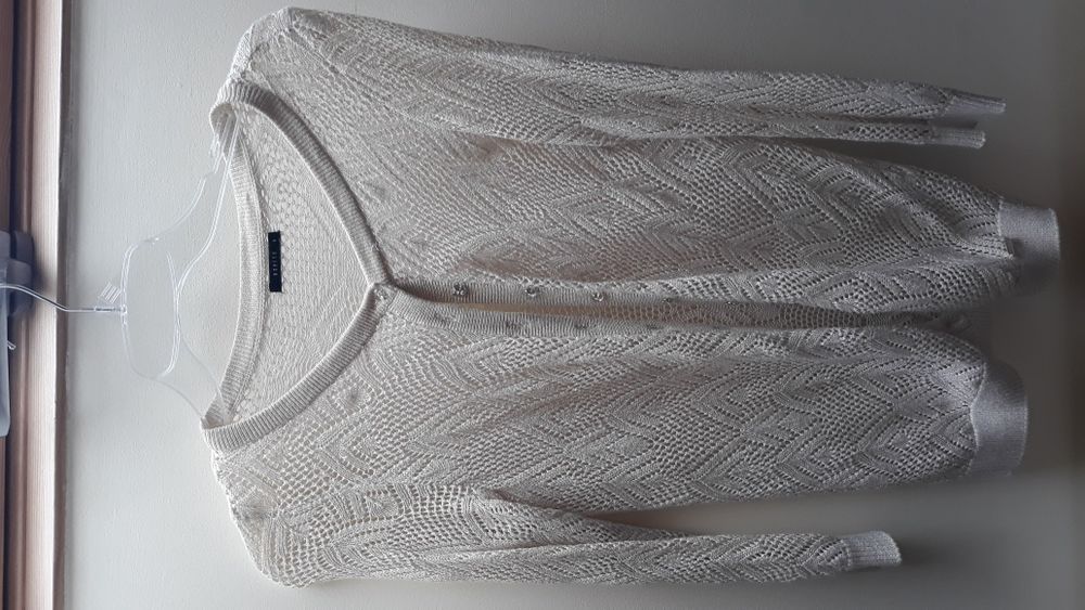 Kremowy ażurowy sweterek ze złotą nitką MOHITO, 36