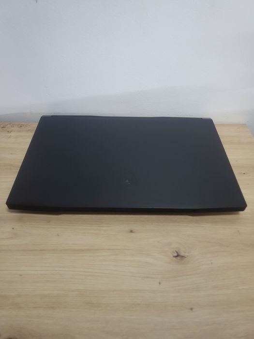 MSI GF76 Katana 17.3 144Hz / i5 11400h / gtx 1650 4Gb / 16Gb / 512Gb