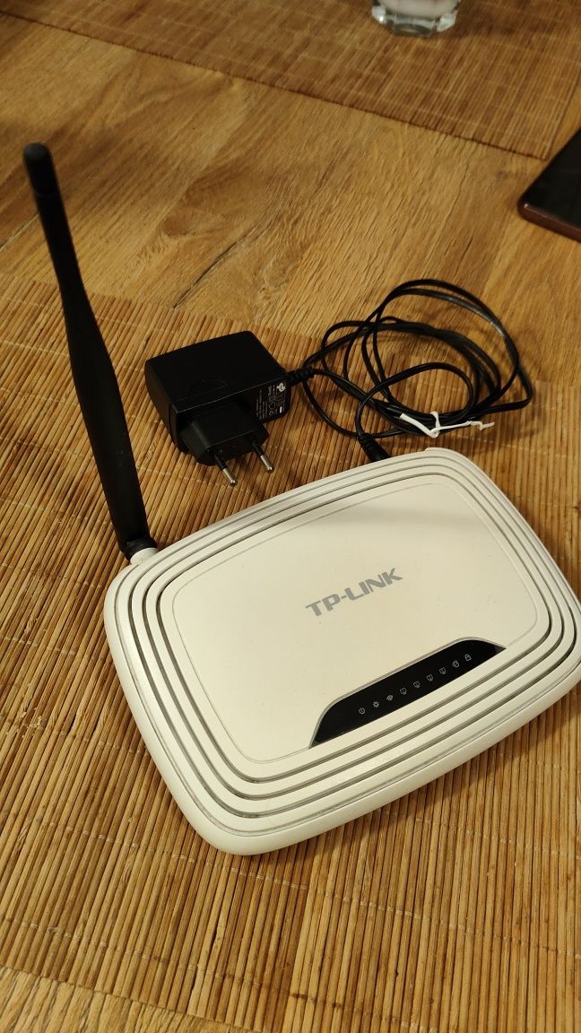 Router TL-WR740N