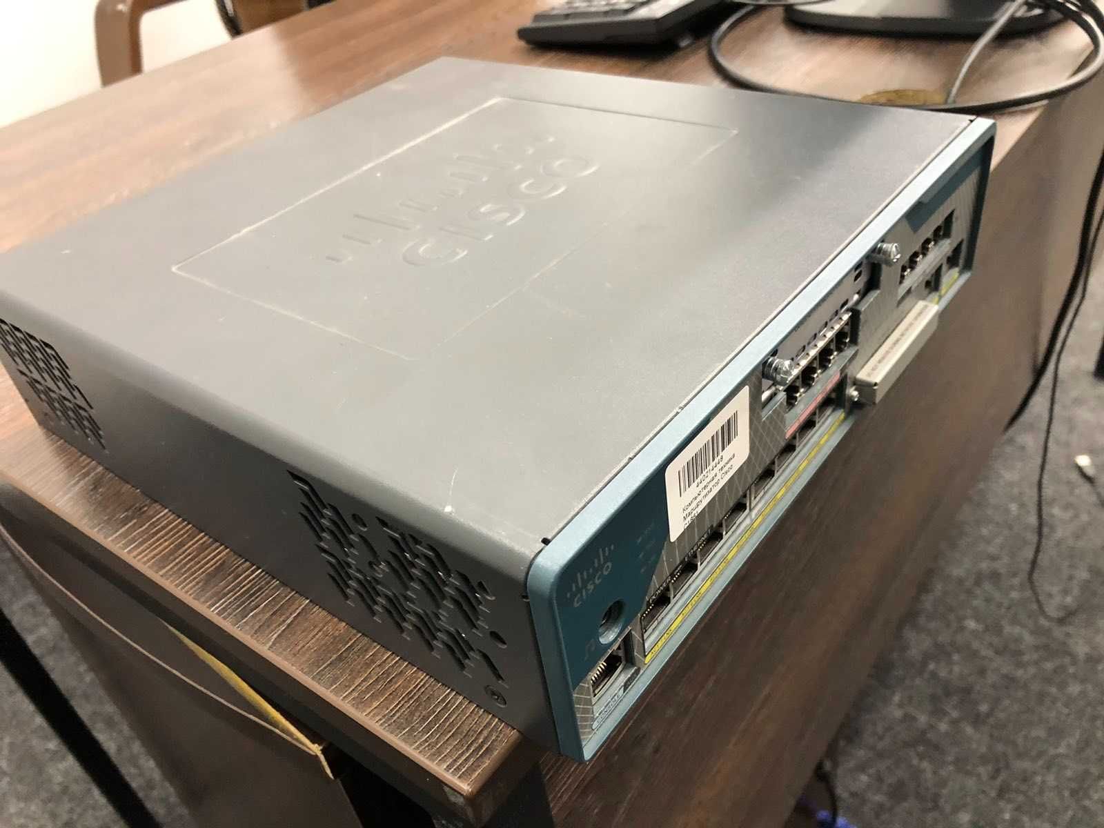 Продажа маршрутизаторов   Cisco C1861E-SRST-F/K9 V01