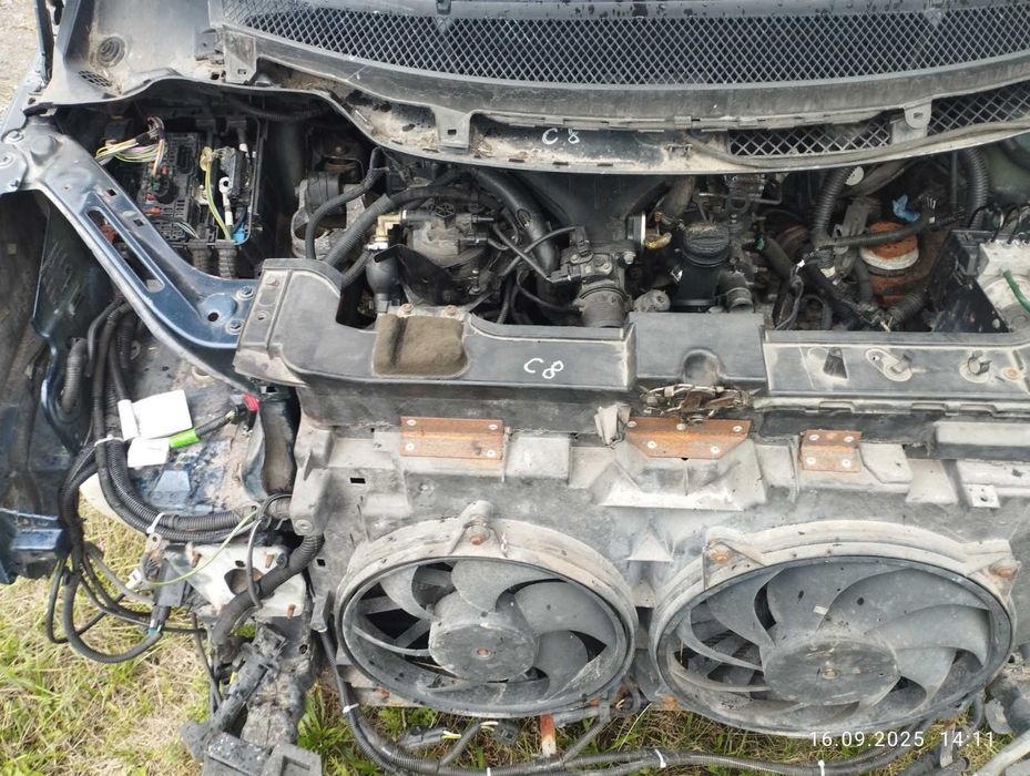 Продам авто Citroen c8 2.0 hdi