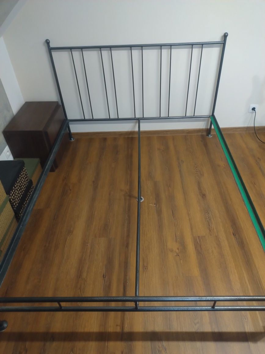 Łóżko kute 160x200 ze stelażem