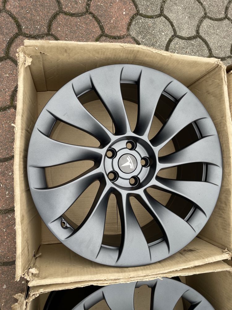 Felgi Tesla 3 performance 20 cali uberturbine oryginał 5x114.3 wysyłka