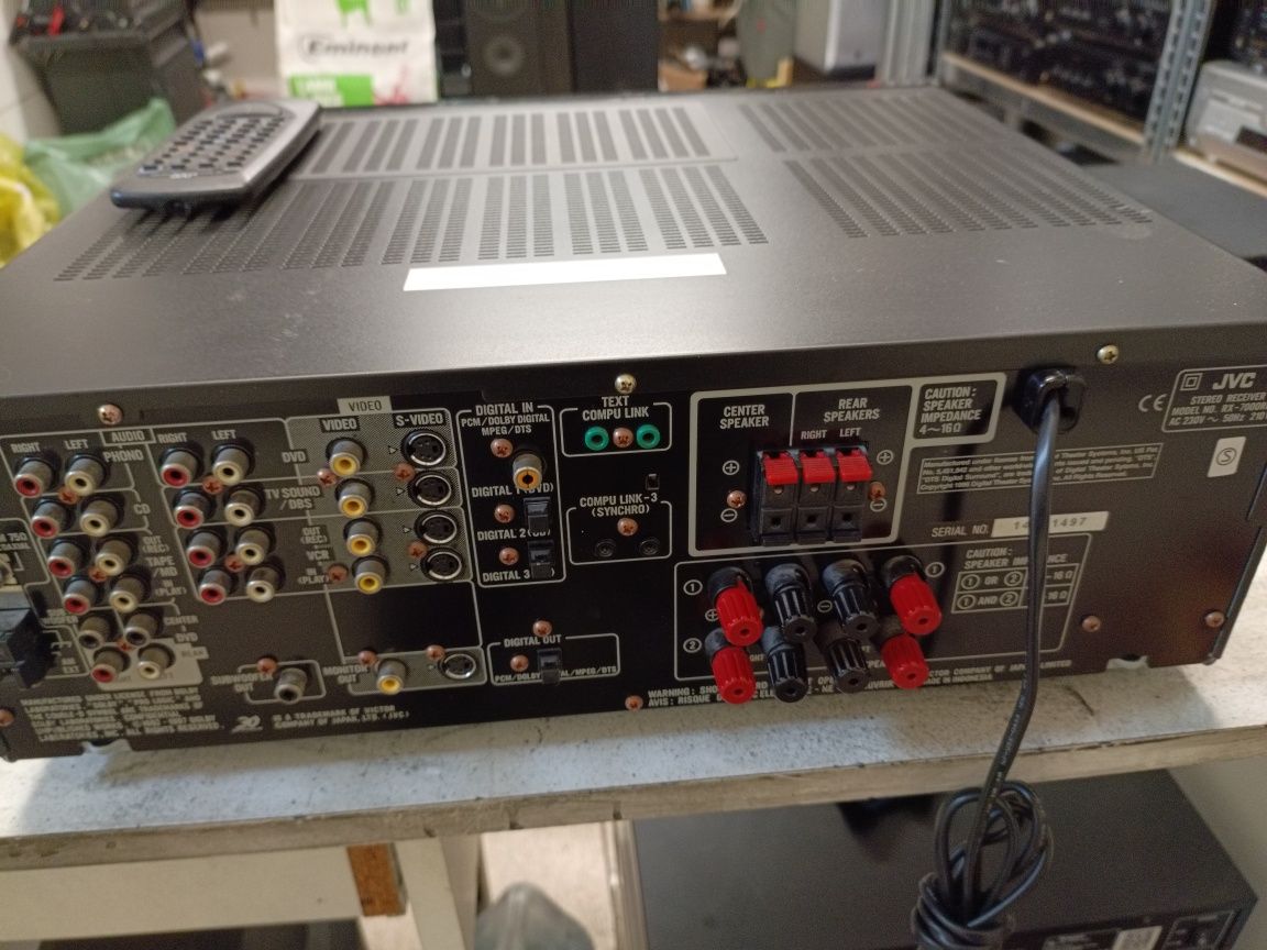 Amplituner JVC RX7000R, pilot